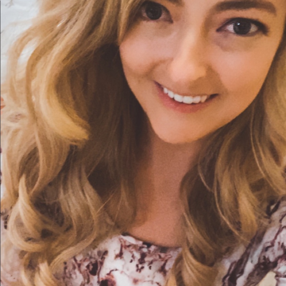 Meet your Posher, Natalie